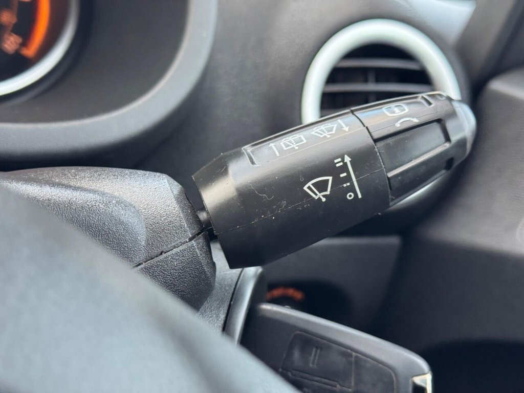 Used Vauxhall Corsa 2015 for sale - 77052647: Photo 29