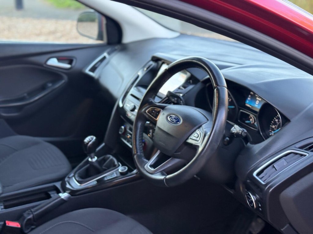 Used Ford Focus 2017 for sale - 78145176: Photo 12