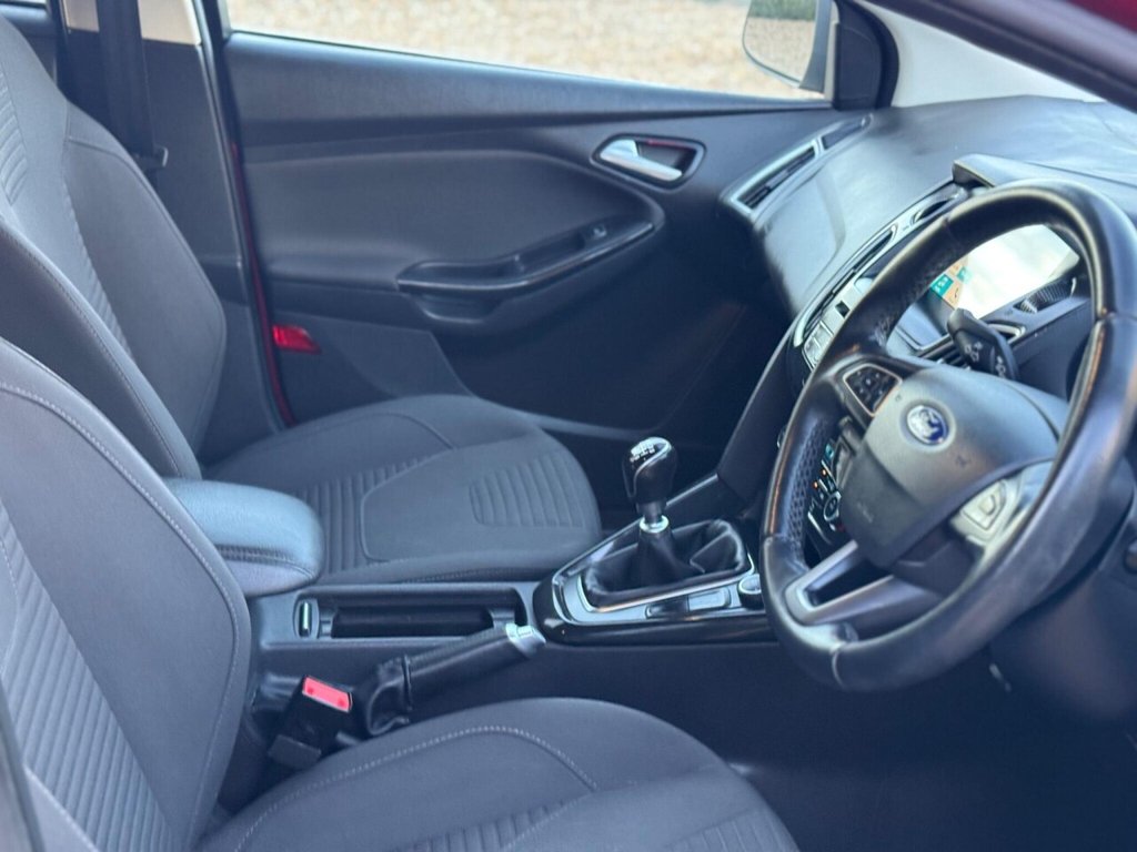 Used Ford Focus 2017 for sale - 78145176: Photo 17