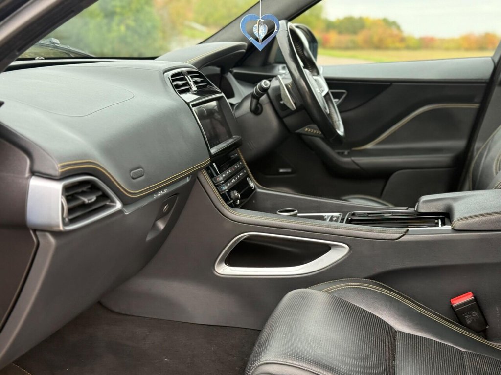 Used Jaguar F-Pace 2020 for sale - 76223788: Photo 11
