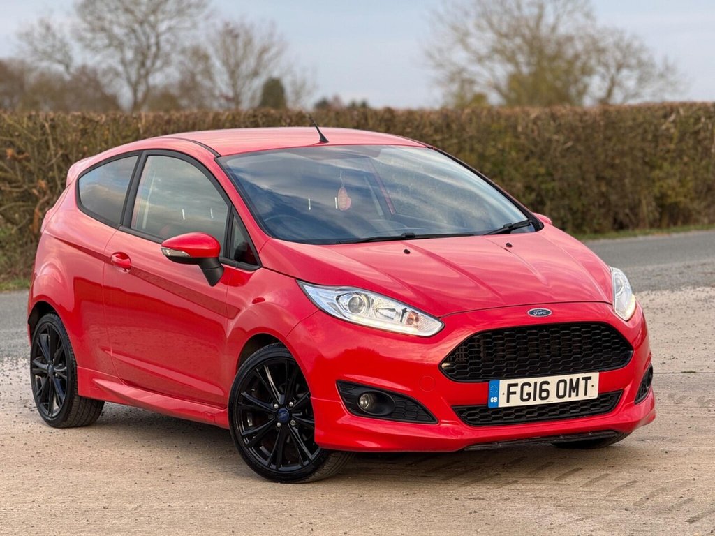 Used Ford Fiesta 2016 for sale - 76581980: Photo 2