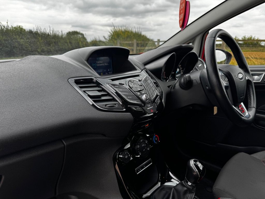 Used Ford Fiesta 2016 for sale - 76581980: Photo 43