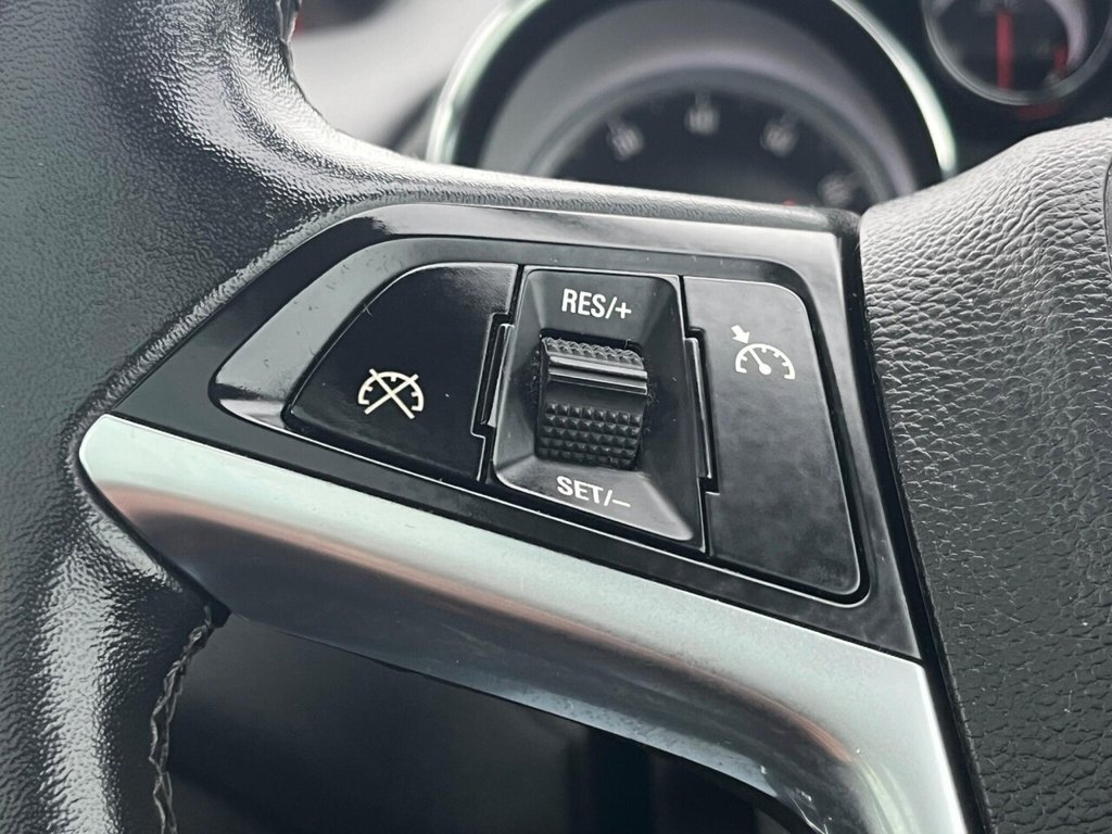 Used Vauxhall Meriva 2015 for sale - 77539680: Photo 31