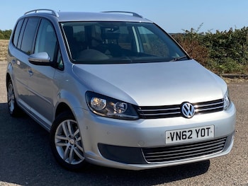 Used Volkswagen Touran 2012 for sale - 79462382: Photo