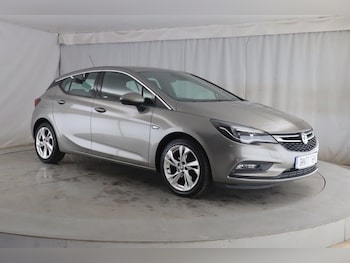 Vauxhall - Astra