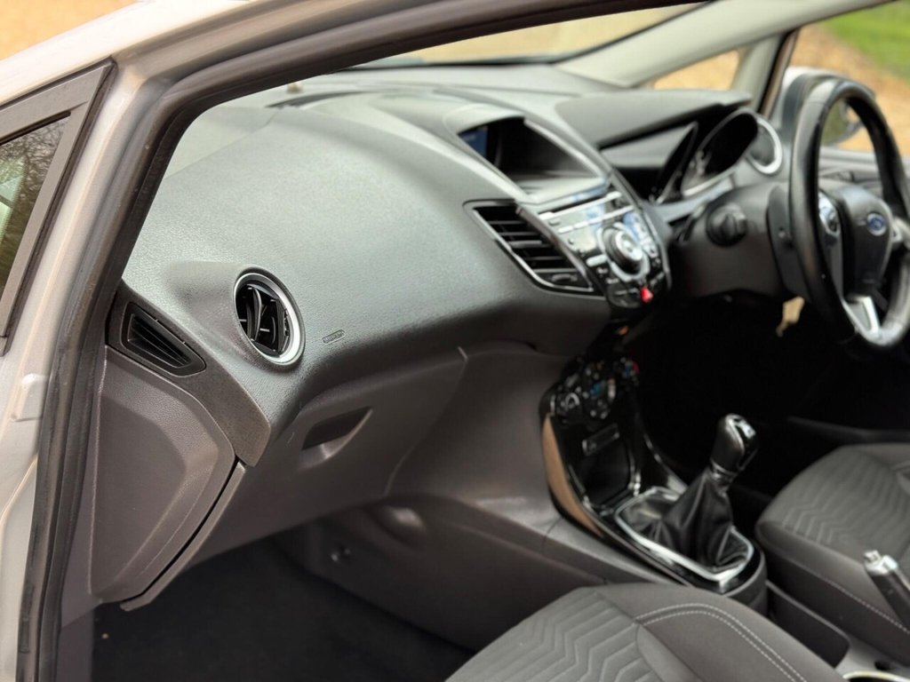 Used Ford Fiesta 2013 for sale - 78022045: Photo 21
