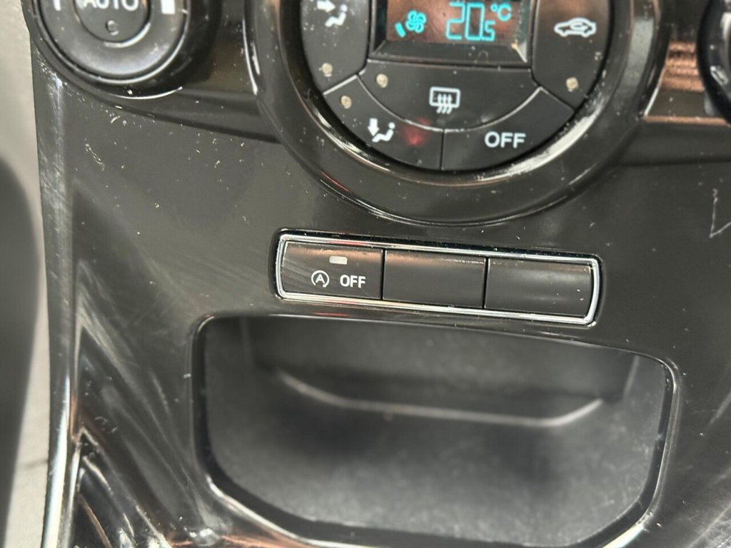 Used Ford Fiesta 2013 for sale - 78022045: Photo 47