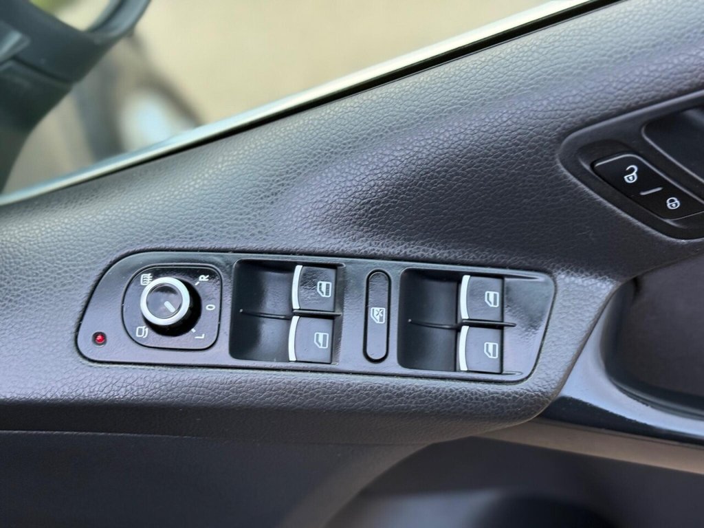 Used Volkswagen Tiguan 2015 for sale - 76582900: Photo 31