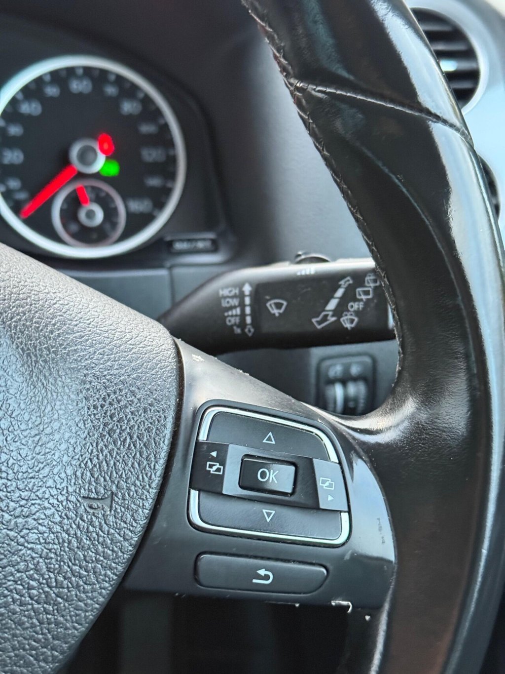 Used Volkswagen Tiguan 2015 for sale - 76582900: Photo 35