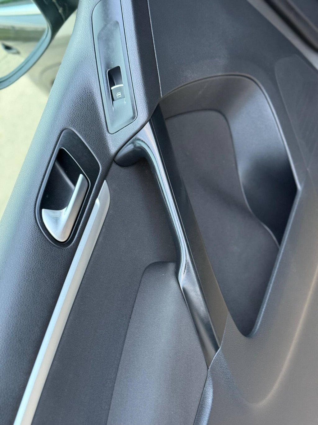 Used Volkswagen Tiguan 2015 for sale - 76582900: Photo 40