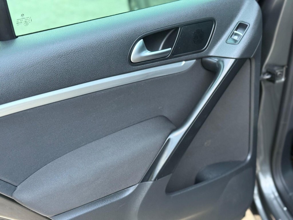 Used Volkswagen Tiguan 2015 for sale - 76582900: Photo 42