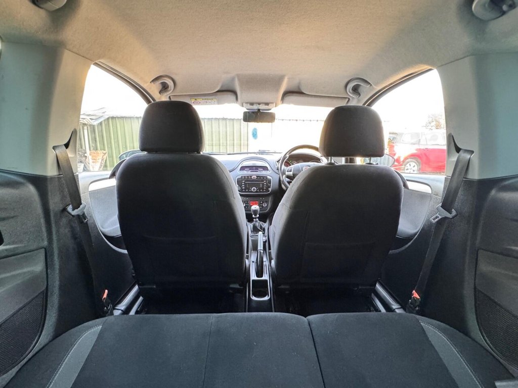 Used Fiat Punto 2014 for sale - 76061866: Photo 12