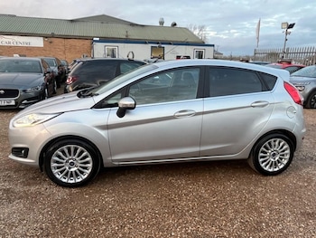Used Ford Fiesta 2013 for sale - 76445808: Photo