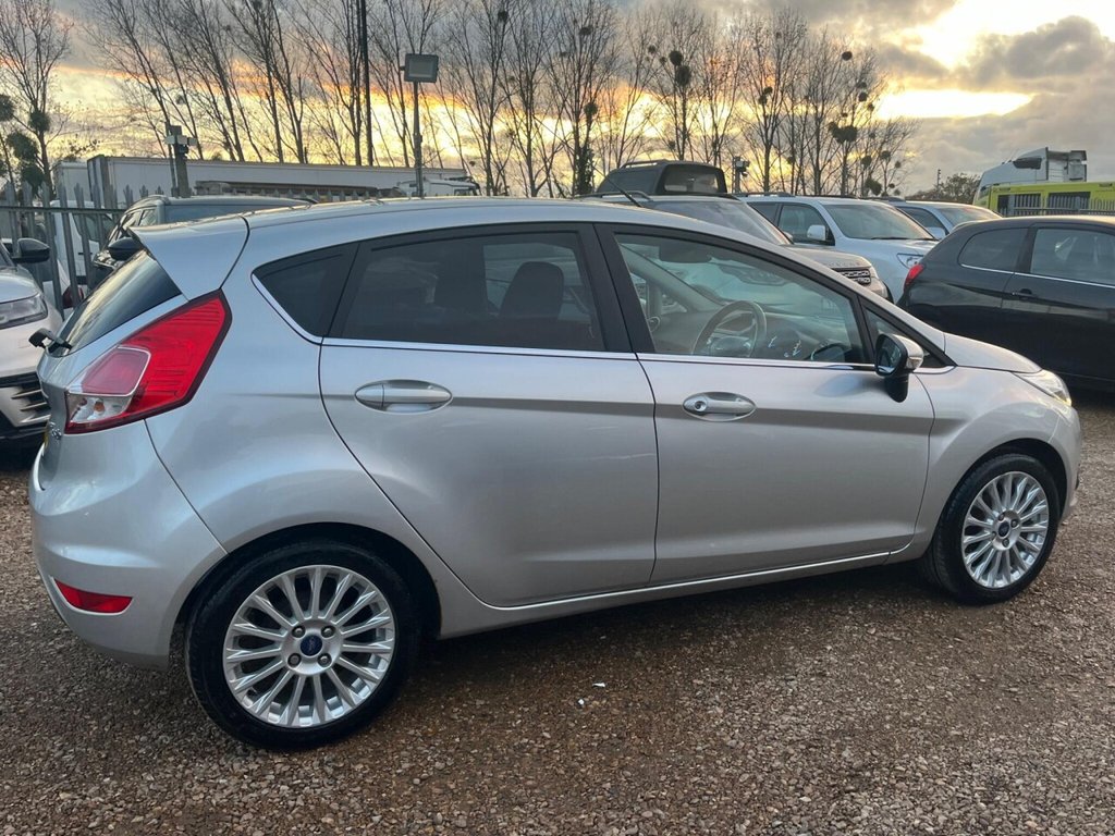 Used Ford Fiesta 2013 for sale - 76445808: Photo 6