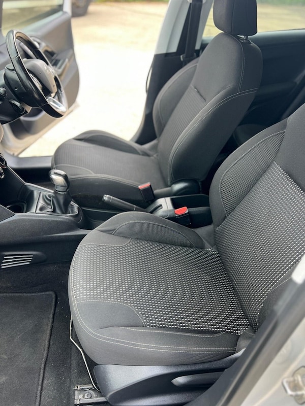 Used Peugeot 208 2015 for sale - 75136094: Photo 21