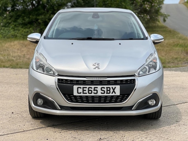 Used Peugeot 208 2015 for sale - 75136094: Photo 2