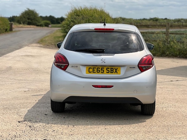 Used Peugeot 208 2015 for sale - 75136094: Photo 6