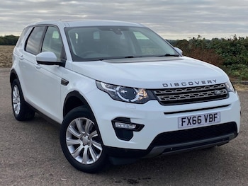 Used Land Rover Discovery Sport 2016 for sale - 79562178: Photo