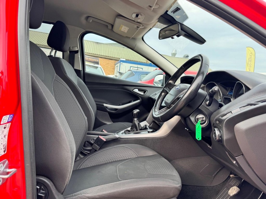 Used Ford Focus 2015 for sale - 76168535: Photo 14
