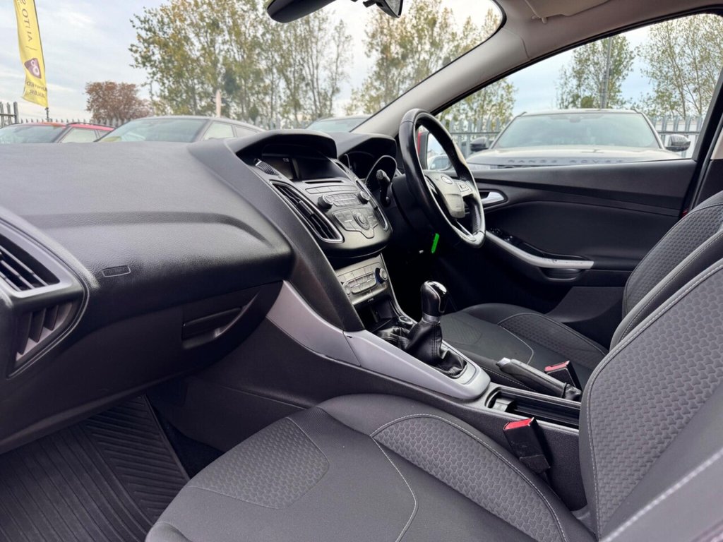 Used Ford Focus 2015 for sale - 76168535: Photo 18