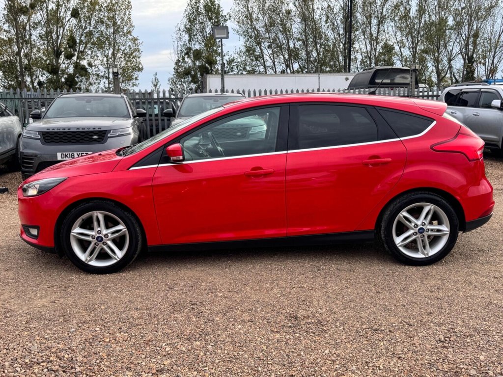 Used Ford Focus 2015 for sale - 76168535: Photo 3