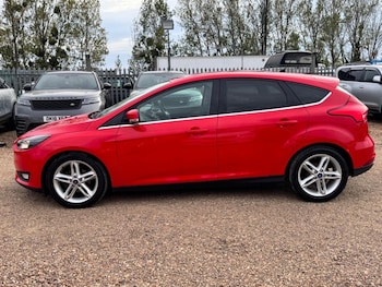 Used Ford Focus 2015 for sale - 76168535: Photo 3