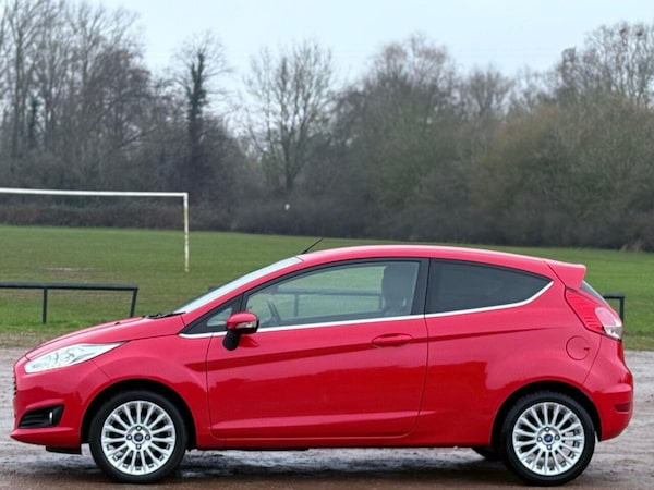 Used Ford Fiesta 2013 for sale - 76223304: Photo 8