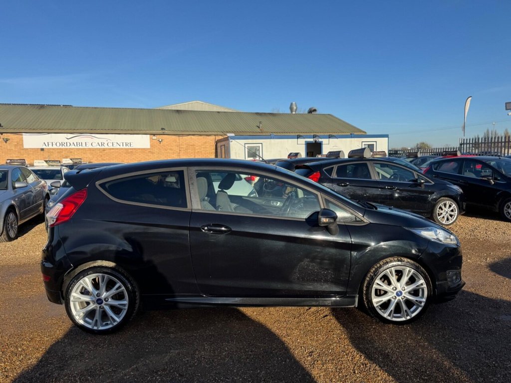 Used Ford Fiesta 2016 for sale - 76751124: Photo 9