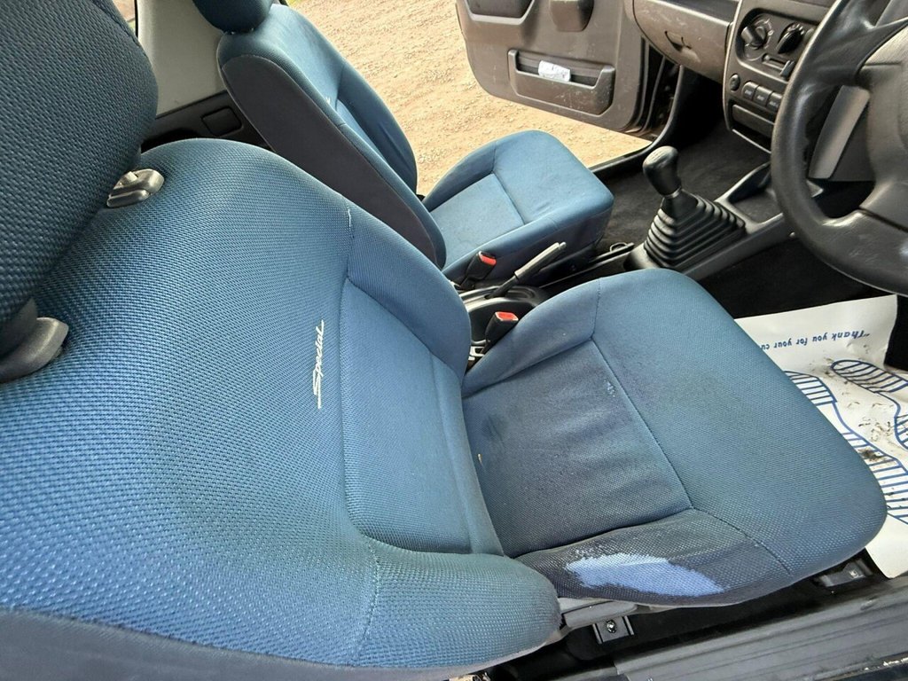 Used Suzuki Jimny 2010 for sale - 77332950: Photo 17