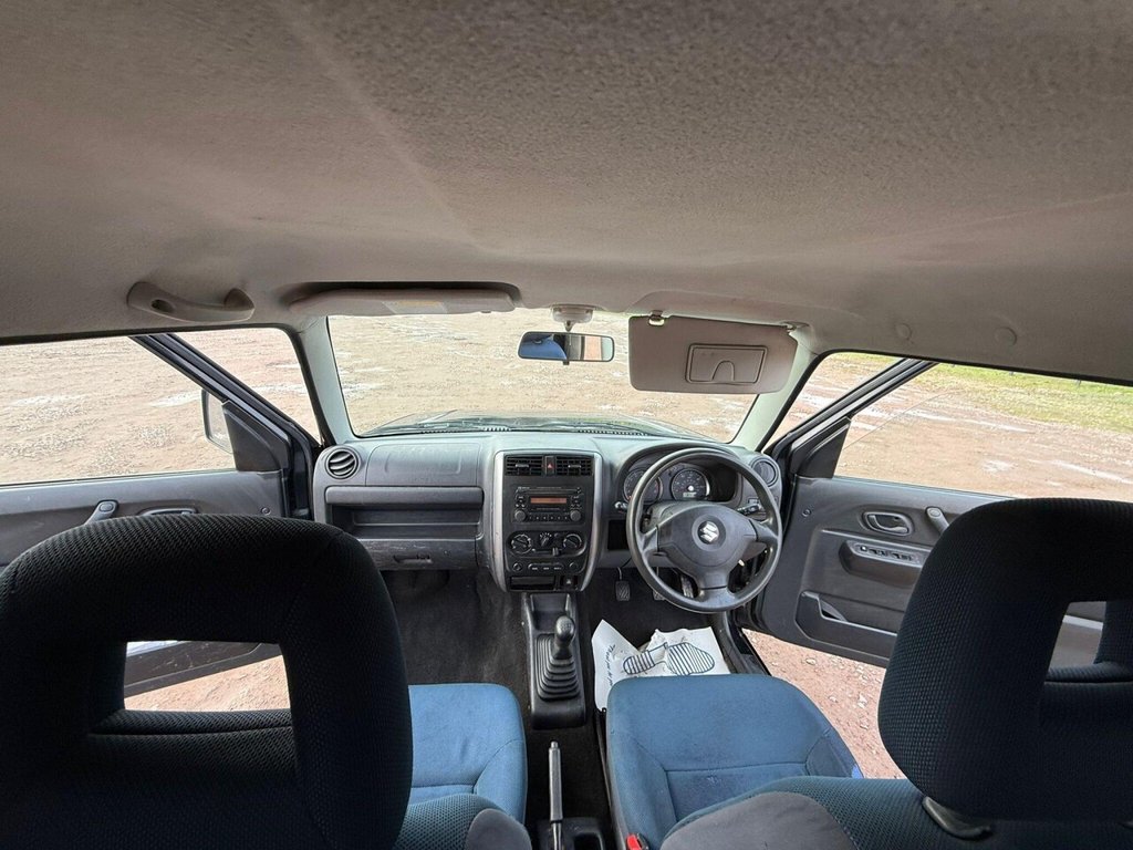 Used Suzuki Jimny 2010 for sale - 77332950: Photo 19