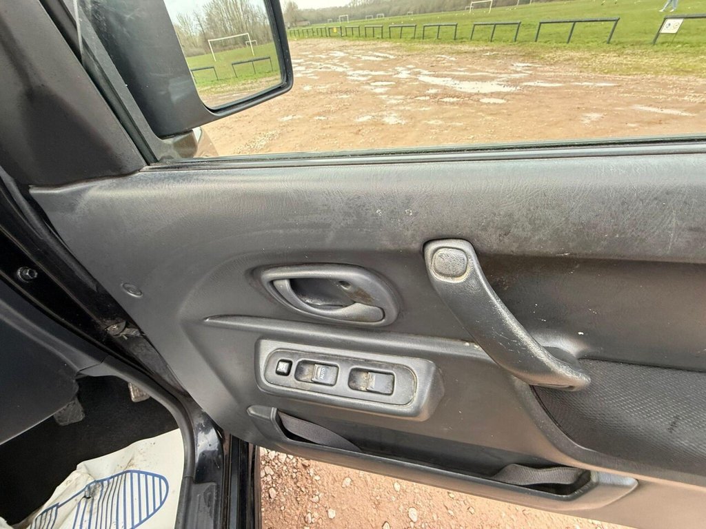 Used Suzuki Jimny 2010 for sale - 77332950: Photo 26