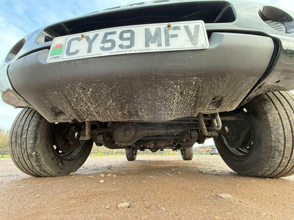 Used Suzuki Jimny 2010 for sale - 77332950: Photo 27