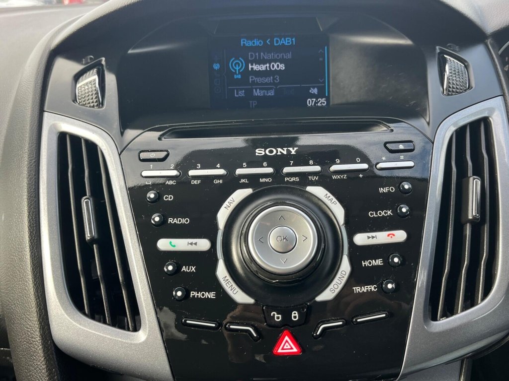 Used Ford Focus 2014 for sale - 76350570: Photo 13
