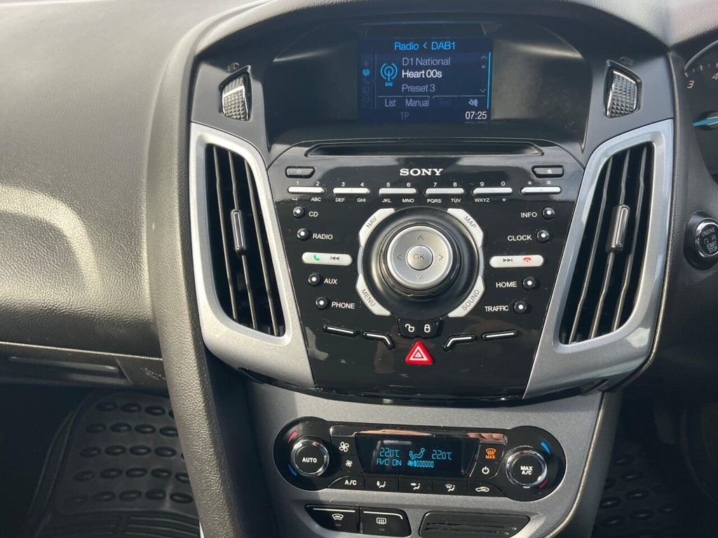 Used Ford Focus 2014 for sale - 76350570: Photo 16