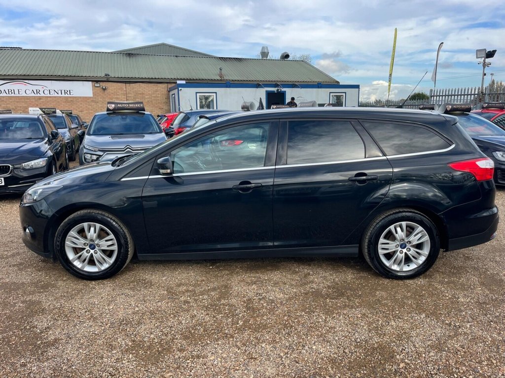 Used Ford Focus 2014 for sale - 76350570: Photo 3