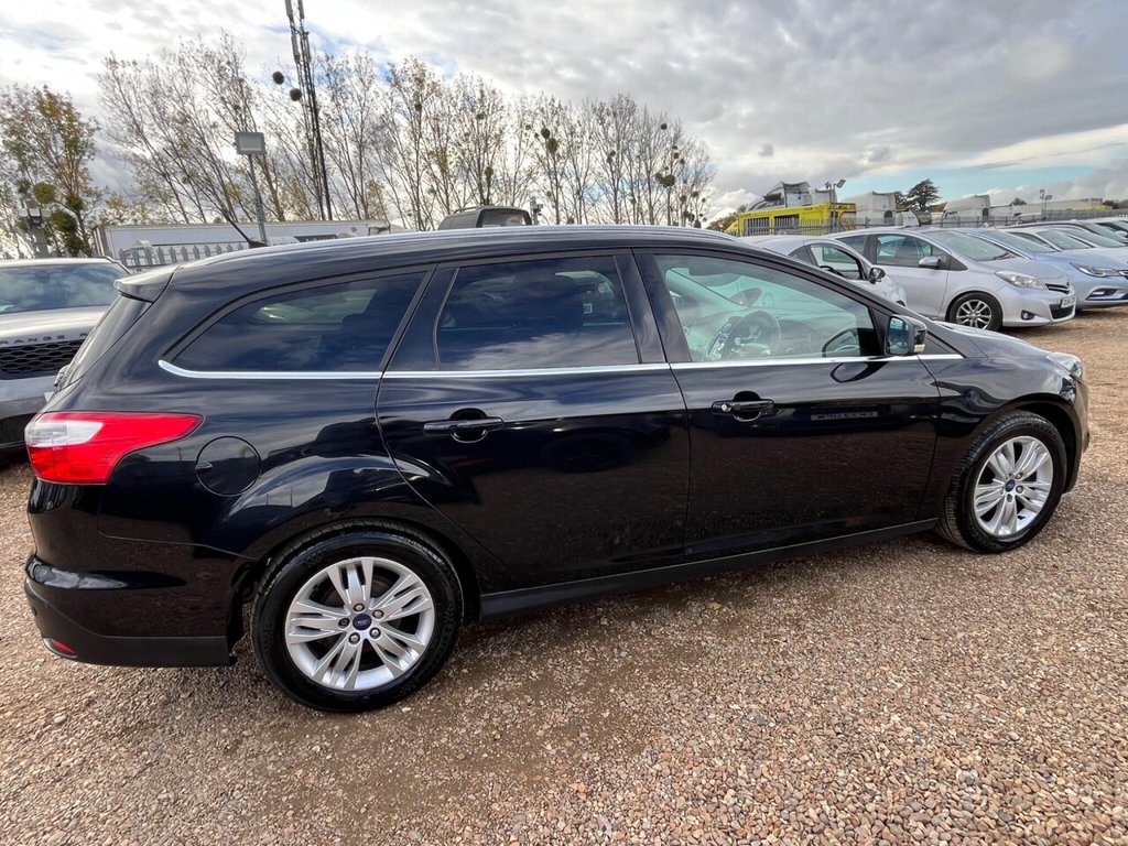 Used Ford Focus 2014 for sale - 76350570: Photo 6
