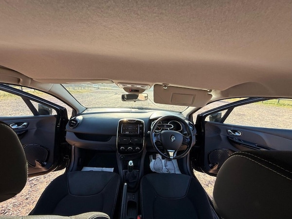 Used Renault Clio 2014 for sale - 75136102: Photo 14
