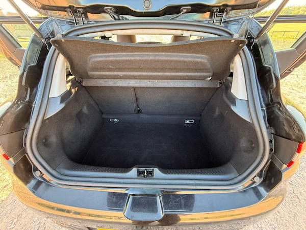 Used Renault Clio 2014 for sale - 75136102: Photo 27
