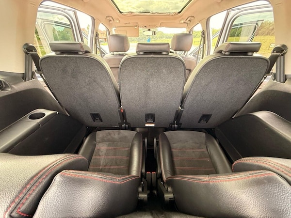 Used Ford S-Max 2011 for sale - 75136208: Photo 23