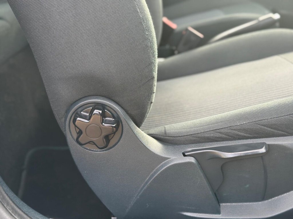 Used Ford Fiesta 2010 for sale - 77057711: Photo 32