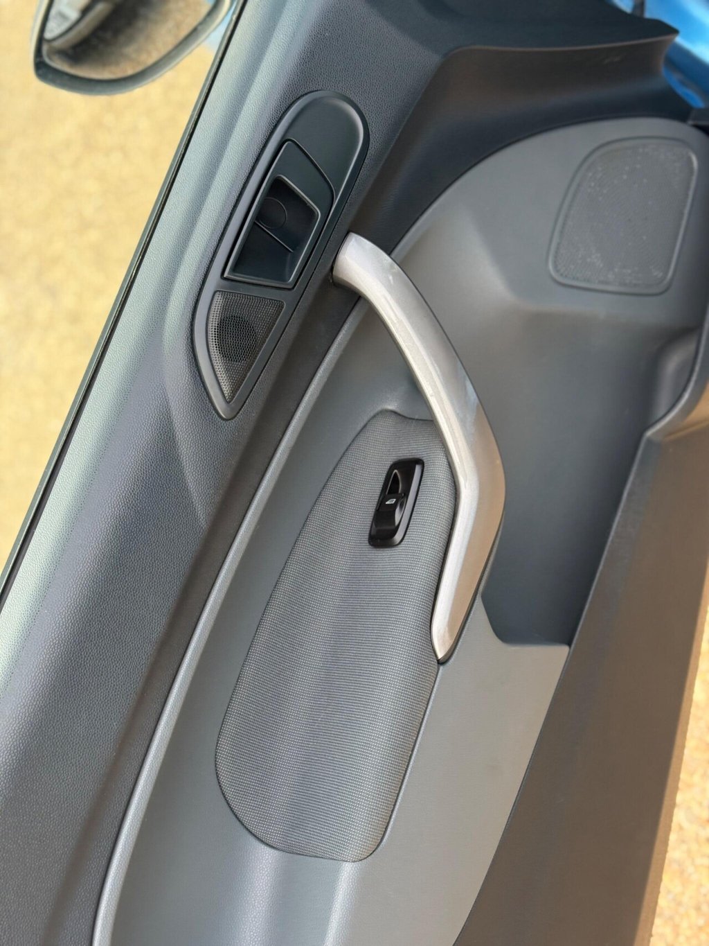 Used Ford Fiesta 2010 for sale - 77057711: Photo 41