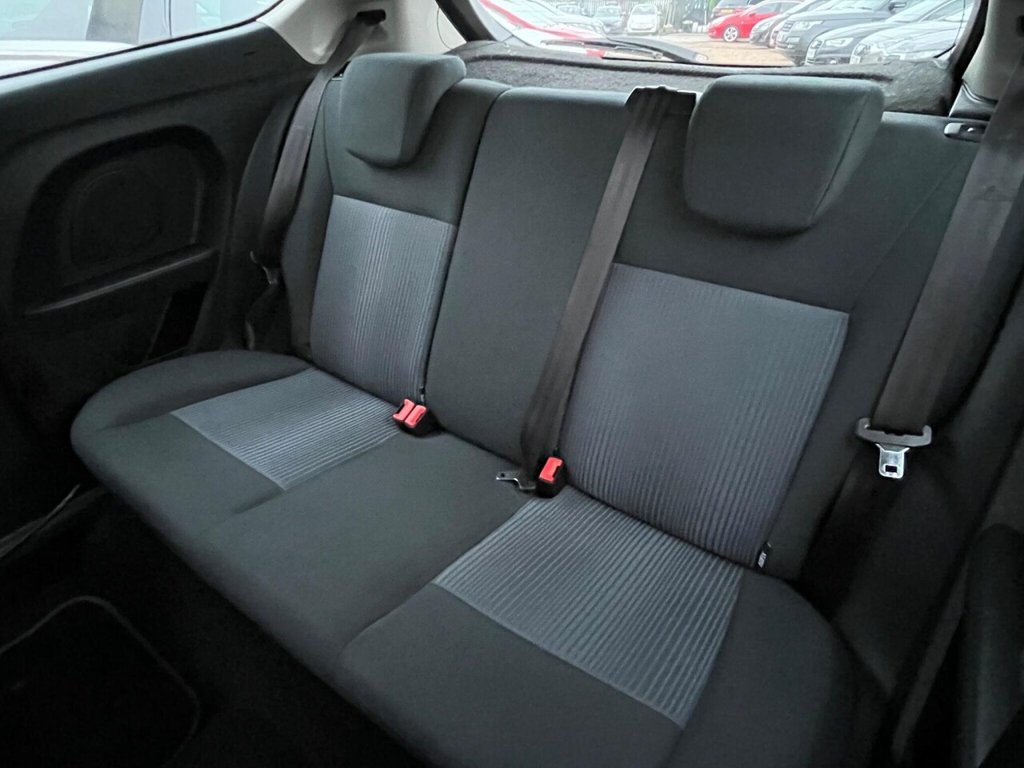 Used Ford Fiesta 2010 for sale - 77057711: Photo 42