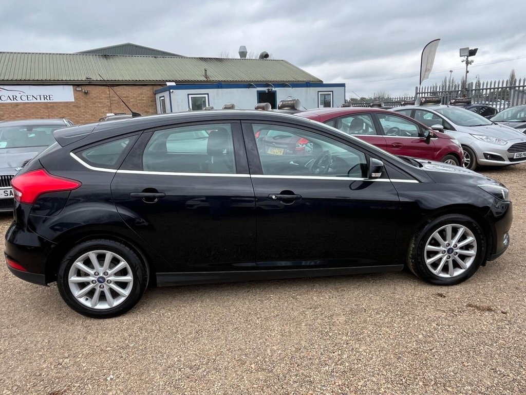 Used Ford Focus 2015 for sale - 78082896: Photo 17