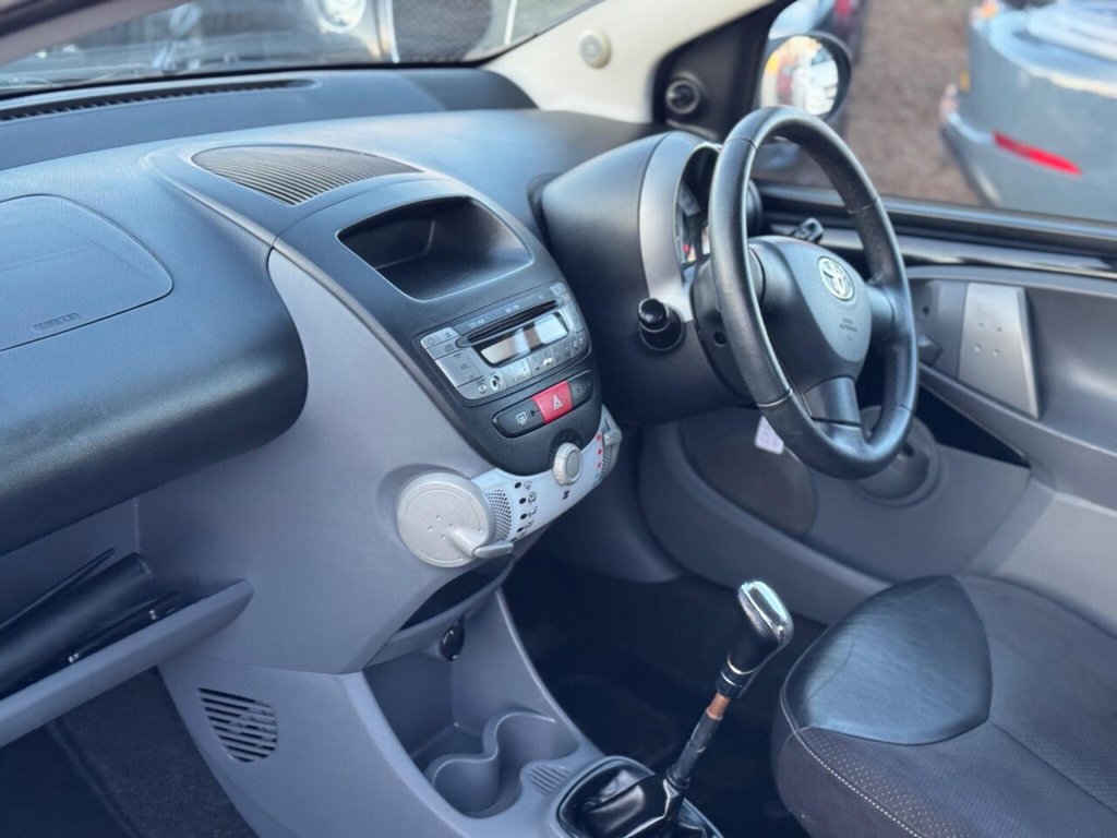 Used Toyota AYGO 2010 for sale - 77890941: Photo 17