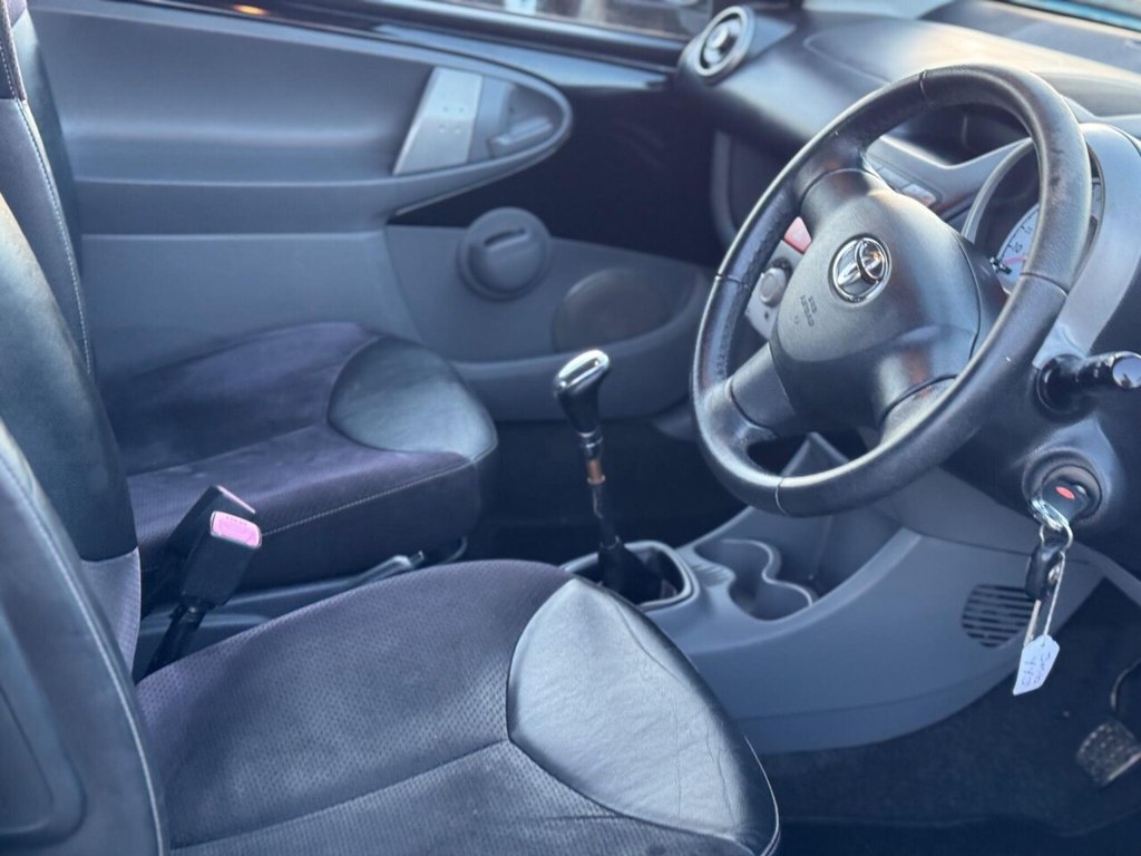 Used Toyota AYGO 2010 for sale - 77890941: Photo 18