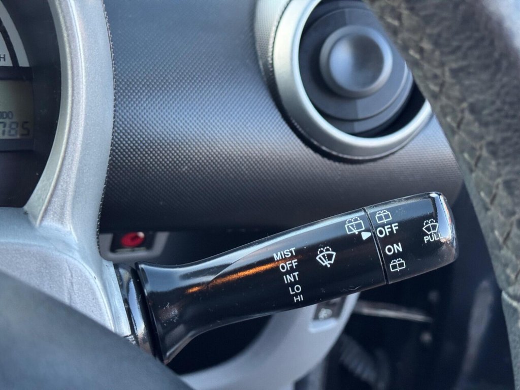 Used Toyota AYGO 2010 for sale - 77890941: Photo 25