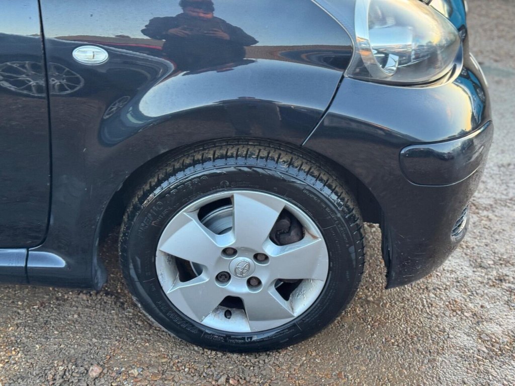 Used Toyota AYGO 2010 for sale - 77890941: Photo 29