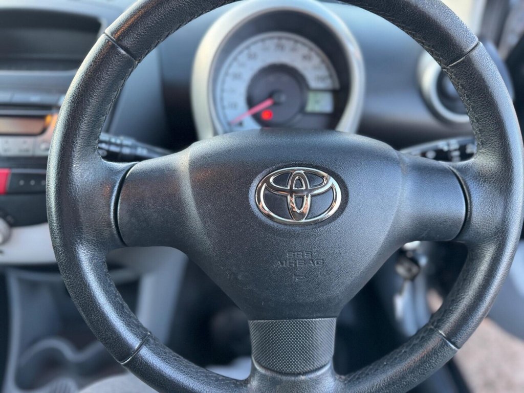 Used Toyota AYGO 2010 for sale - 77890941: Photo 39