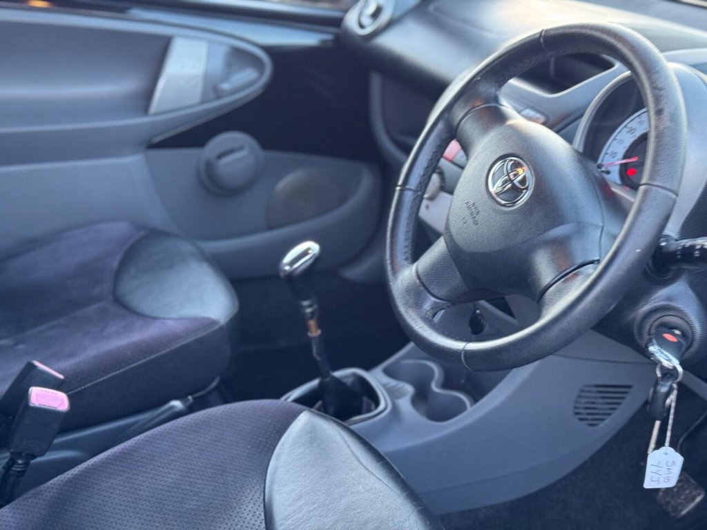 Used Toyota AYGO 2010 for sale - 77890941: Photo 49