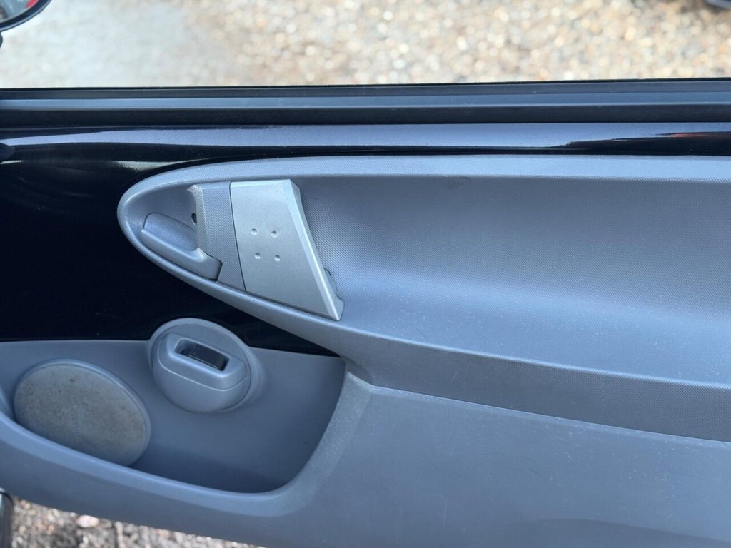 Used Toyota AYGO 2010 for sale - 77890941: Photo 50